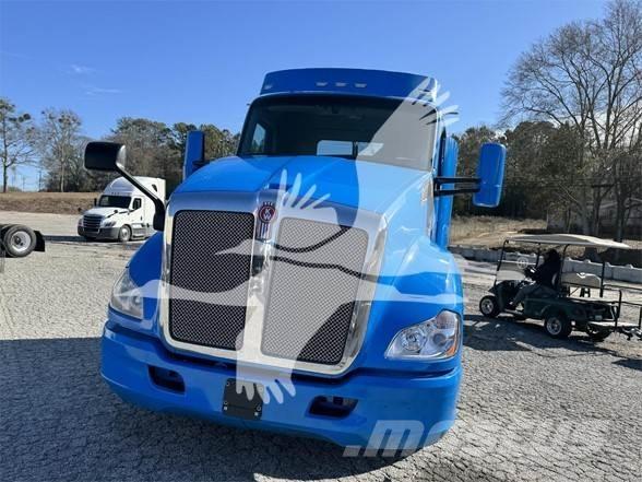 Kenworth T680 Tractores (camiões)