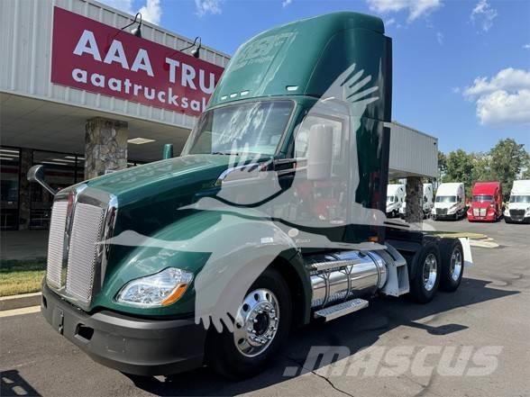 Kenworth T680 Tractores (camiões)