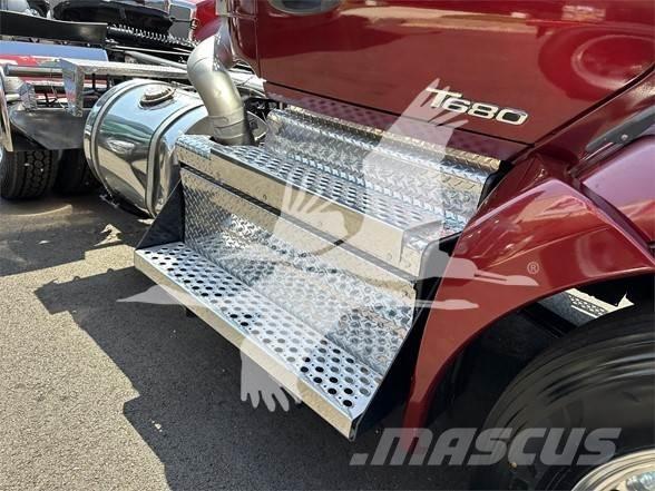 Kenworth T680 Tractores (camiões)