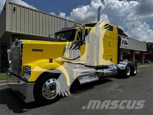 Kenworth W900 Tractores (camiões)