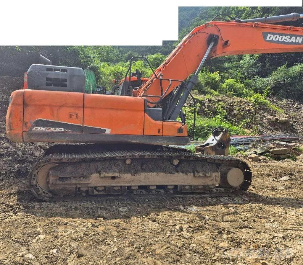 Doosan DX 300 LC-5 Escavadoras de rastos