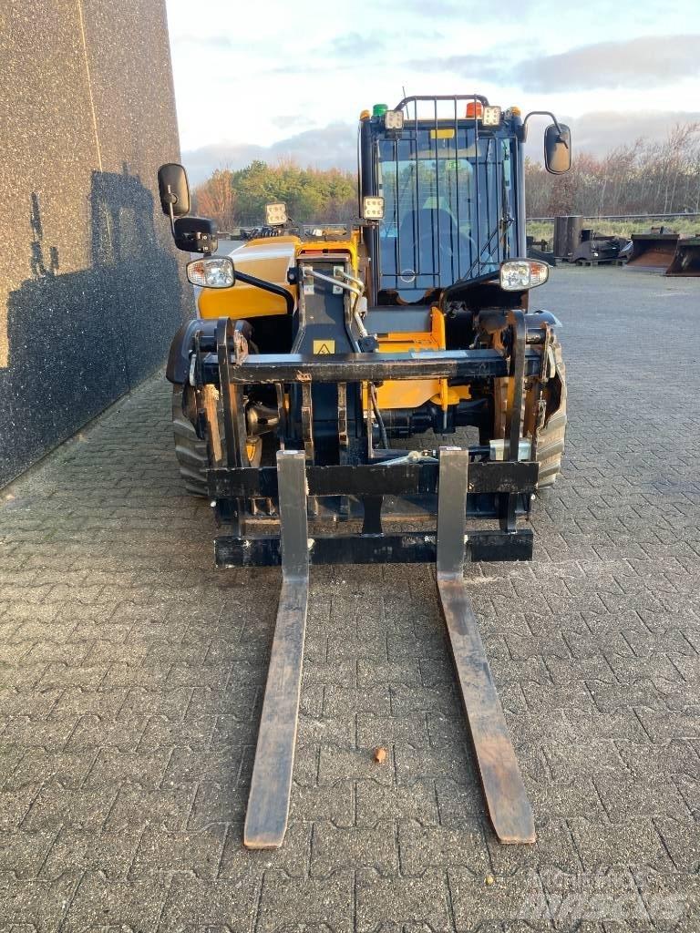 JCB 525-60 E Manipuladores telescópicos