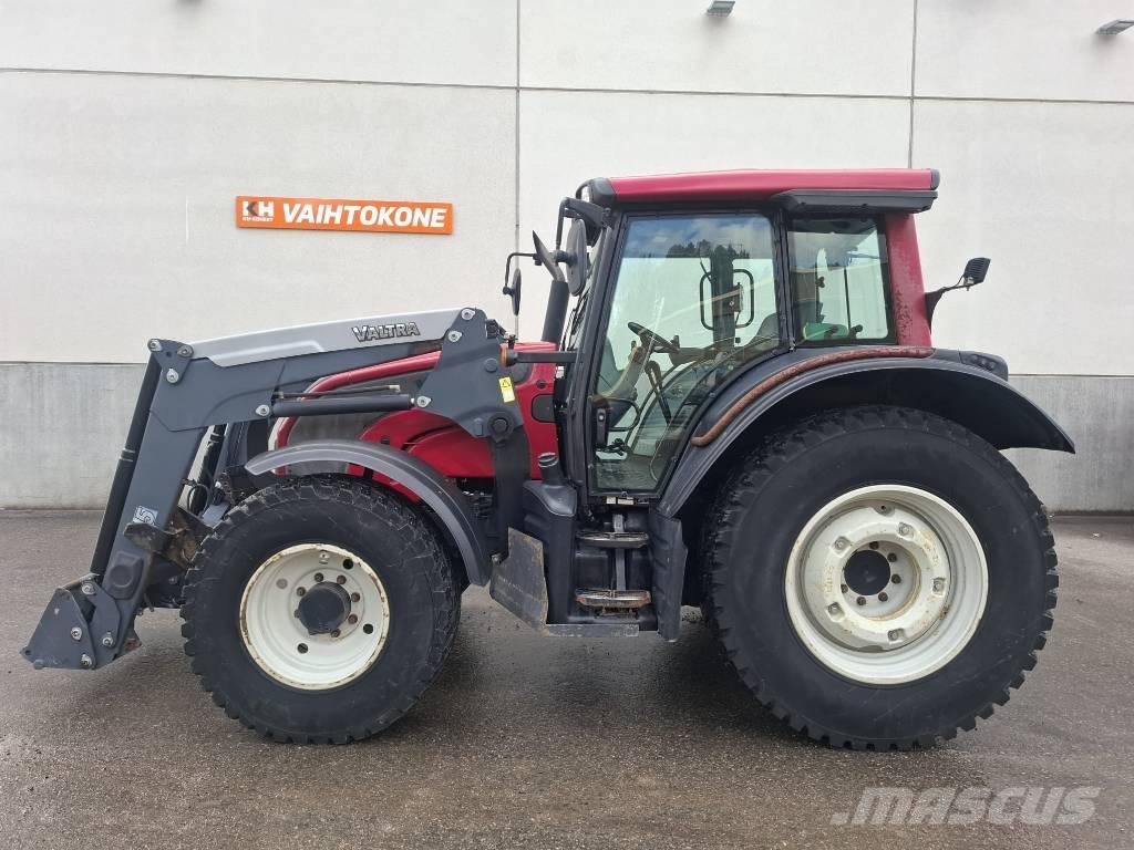 Valtra N 101 Tratores Agrícolas usados