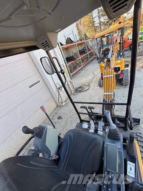 Sany SY 16 C Mini Escavadoras <7t