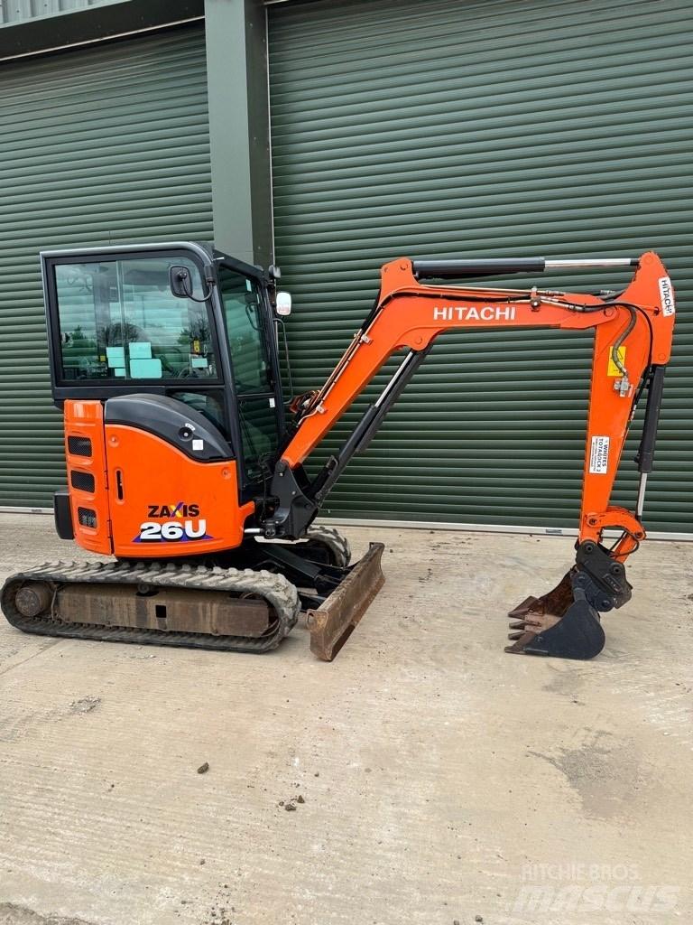 Hitachi 26U-6 CR Mini Escavadoras <7t