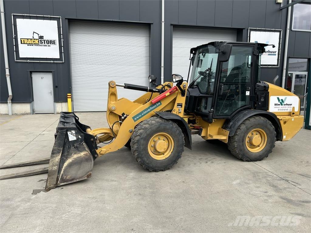CAT 906M (8758) Carregadora multifunções