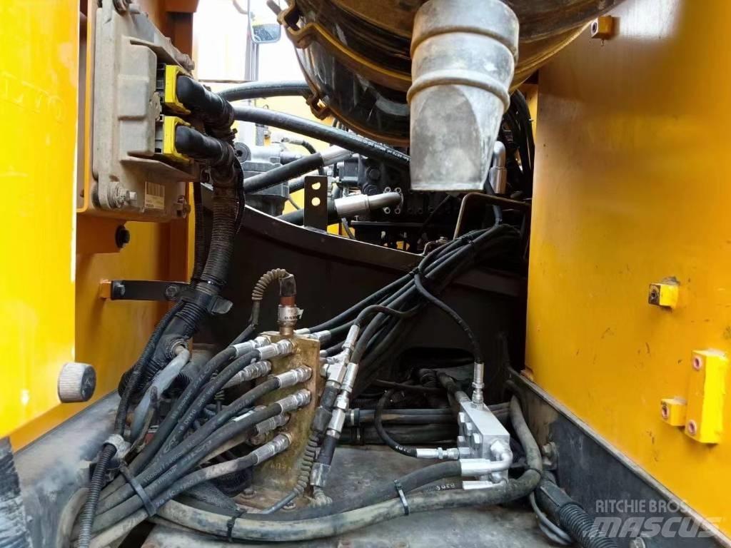 Volvo EC 300 D L Escavadoras de rastos