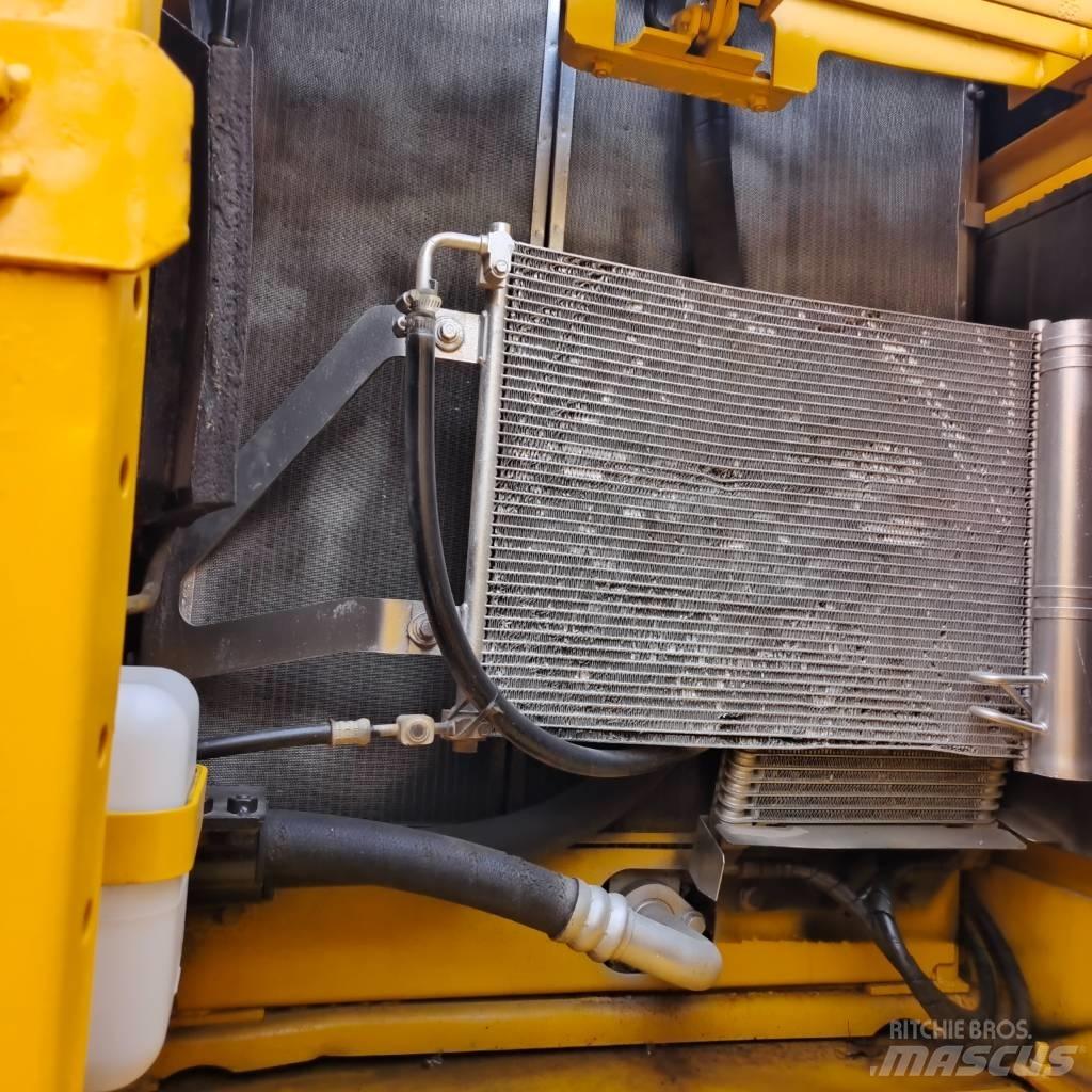 Komatsu PC 200-8 Escavadoras de rastos