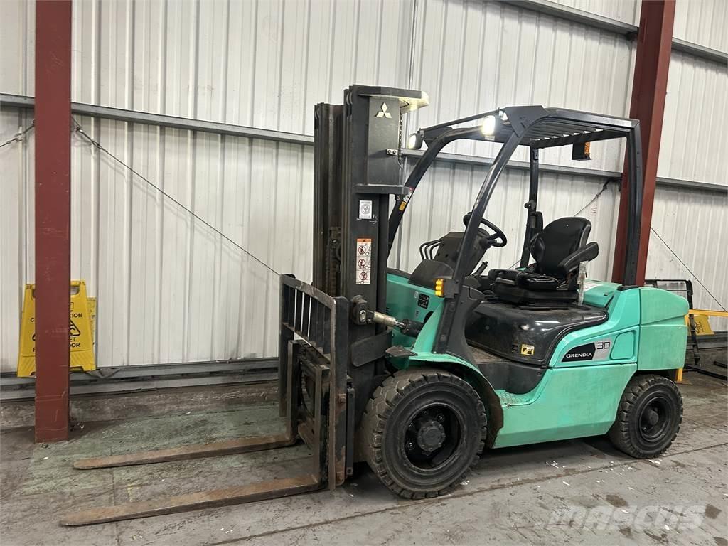 Mitsubishi FD30NT Empilhadores Diesel