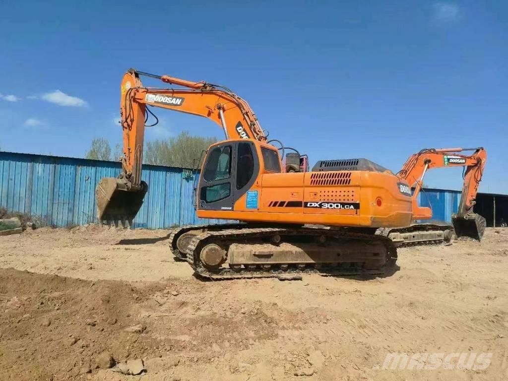 Doosan DX300LC-9 Escavadoras de rastos