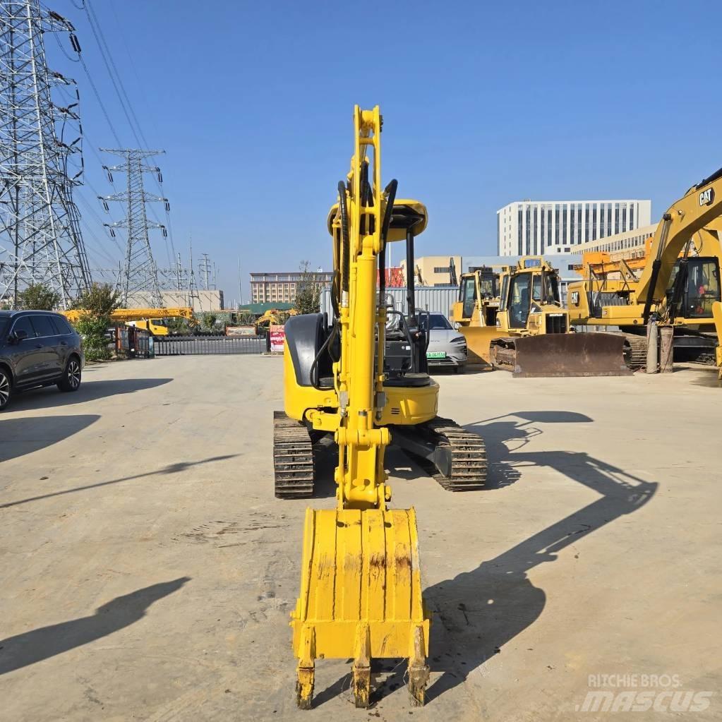 Komatsu PC 35 Mini Escavadoras <7t