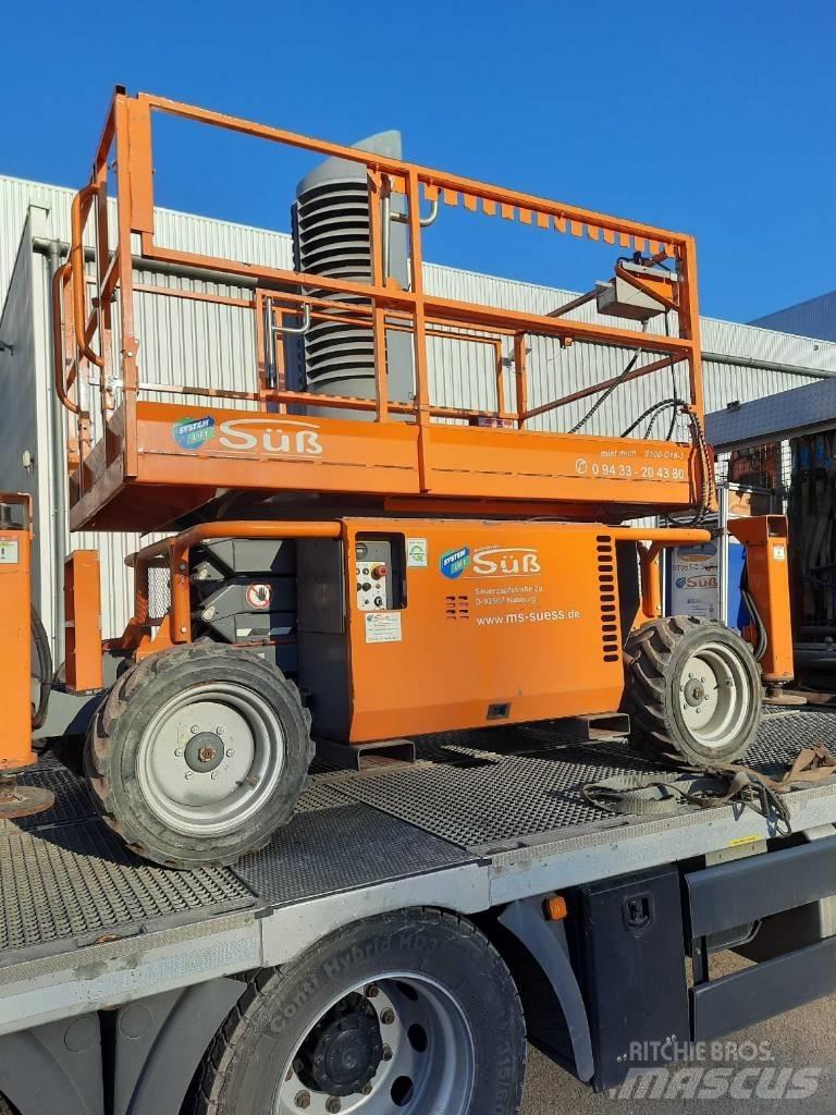 SkyJack SJ 6826 RT Elevadores de tesoura