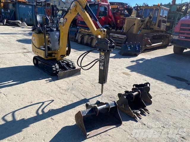 CAT 300.9 D Mini Escavadoras <7t