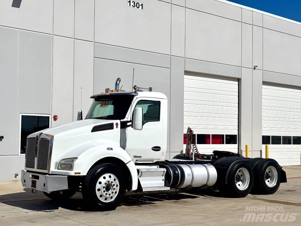 Kenworth T 880 Tractores (camiões)