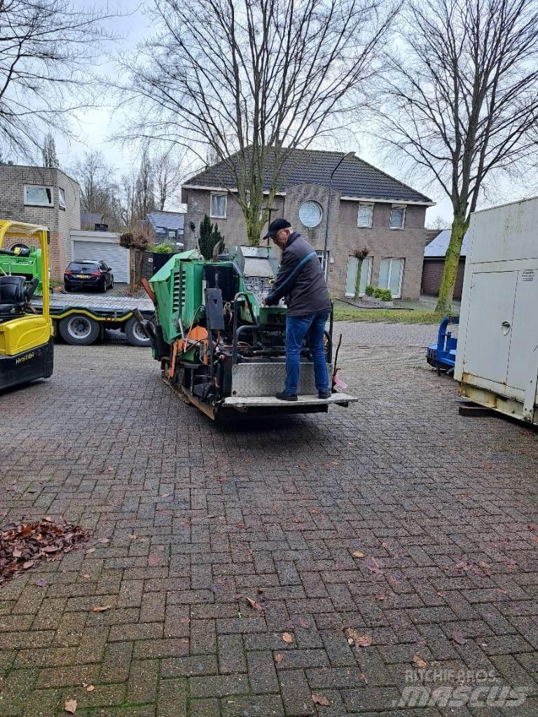 Demag 45 Pavimentadoras de asfalto