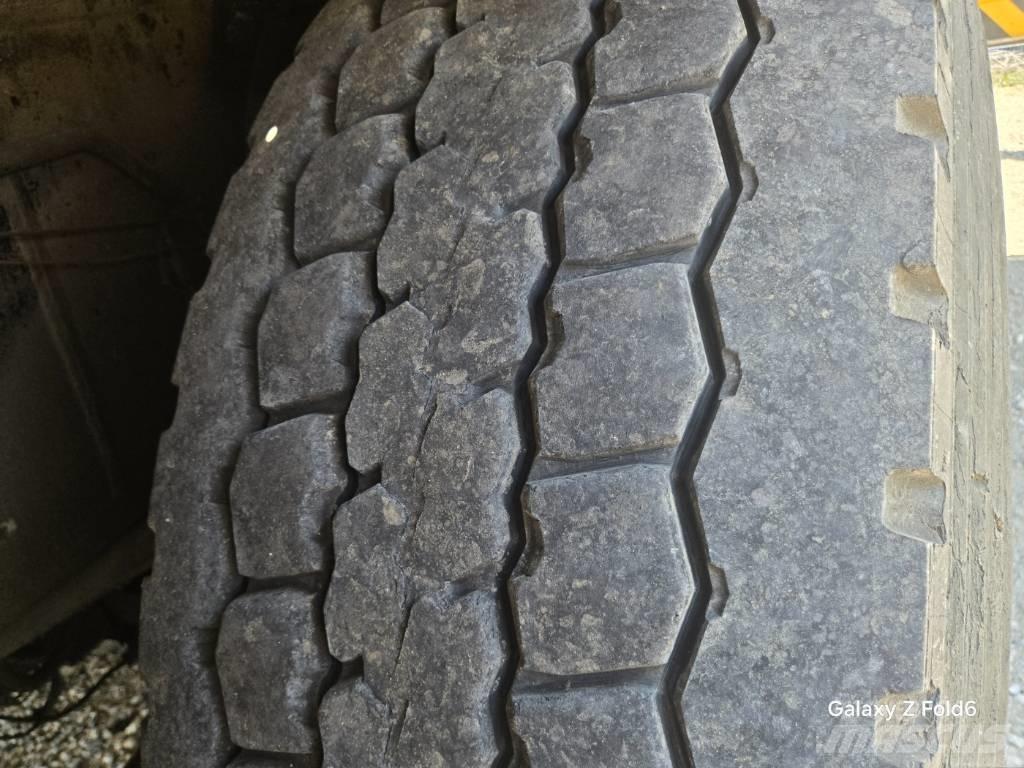 Kato SS500 Gruas Fora-de-estrada