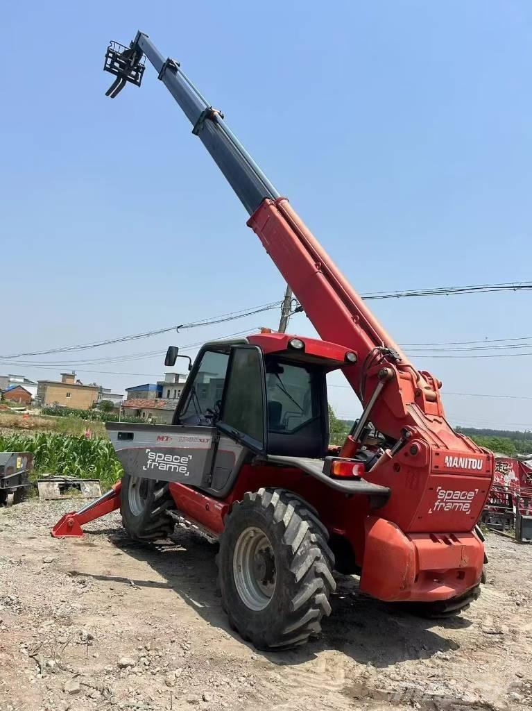 Manitou MT 1740 SL T Carregadoras de direcção deslizante