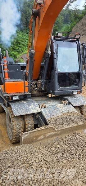 Doosan D 140W-5 Escavadoras de rodas