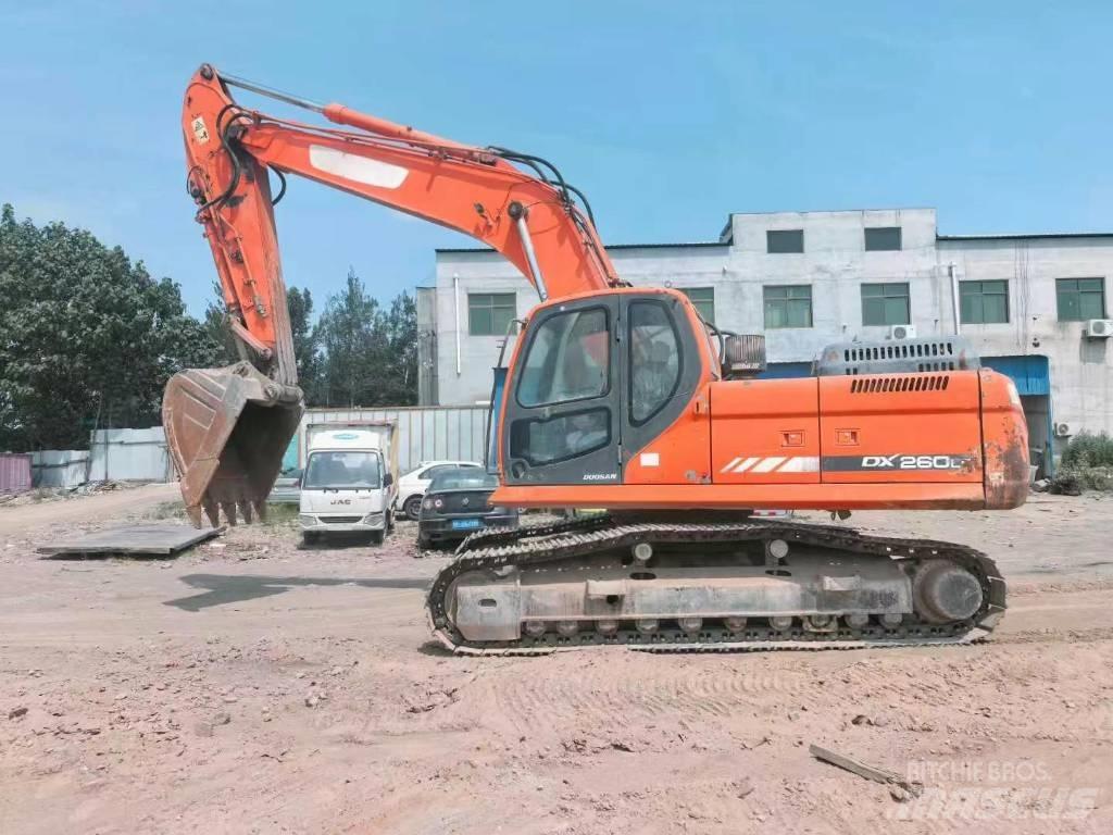 Doosan DX 260 Escavadoras de rastos