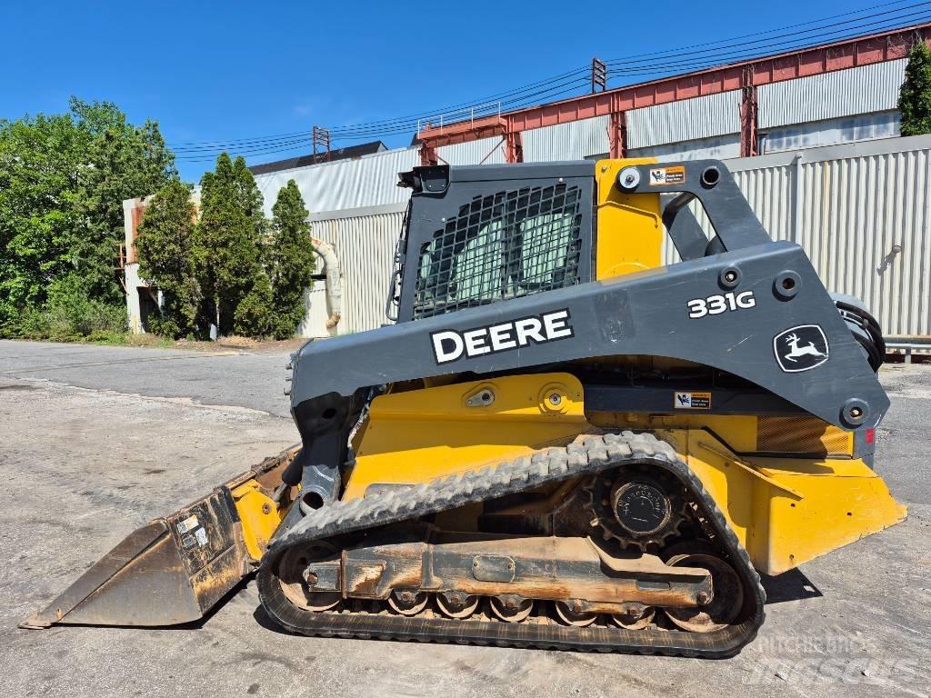 John Deere 331G Carregadoras de direcção deslizante