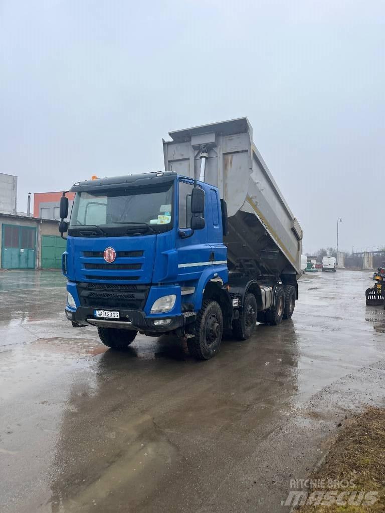 Tatra phoenix Dumpers de obras
