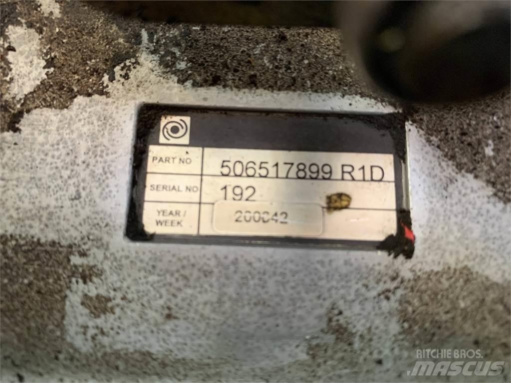 Valmet 350.1 Cabeças de ceifeiras
