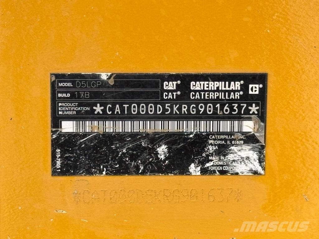 CAT D 5 LGP Dozers - Tratores rastos