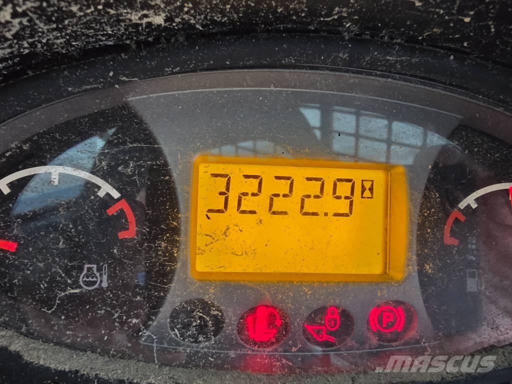 Bobcat S 590 Carregadoras de direcção deslizante