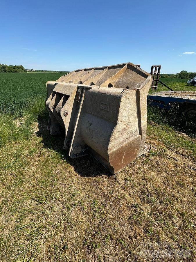 CAT 973C Baldes