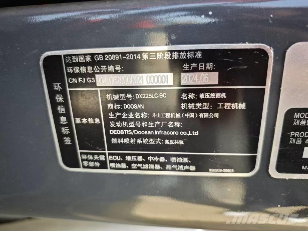 Doosan DX 225 LC Escavadoras de rastos