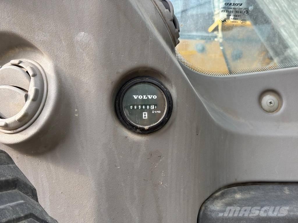 Volvo ECR 235 EL Escavadoras de rastos