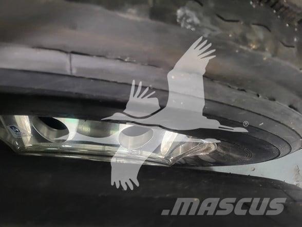 Fontaine  Semi Reboques estrado/caixa aberta