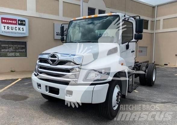 Hino L7 Camiões basculantes