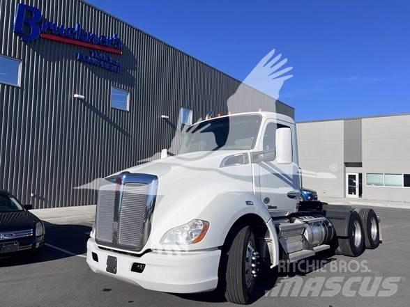 Kenworth T680 Tractores (camiões)