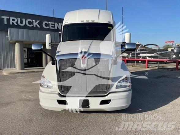 Kenworth T680 Tractores (camiões)