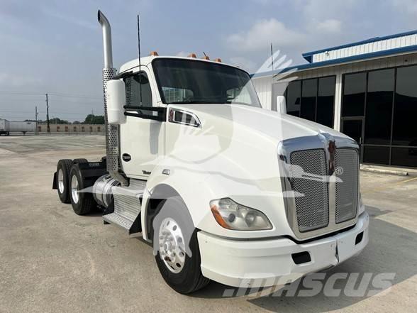 Kenworth T680 Tractores (camiões)