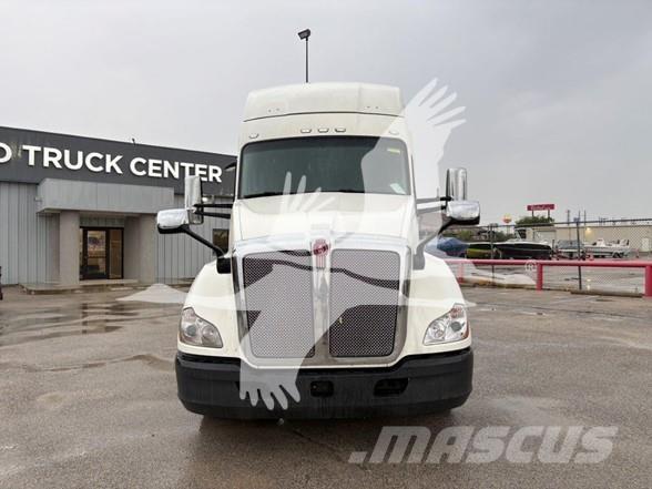 Kenworth T680 Tractores (camiões)