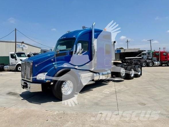 Kenworth T880 Tractores (camiões)
