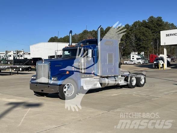 Kenworth W900L Tractores (camiões)