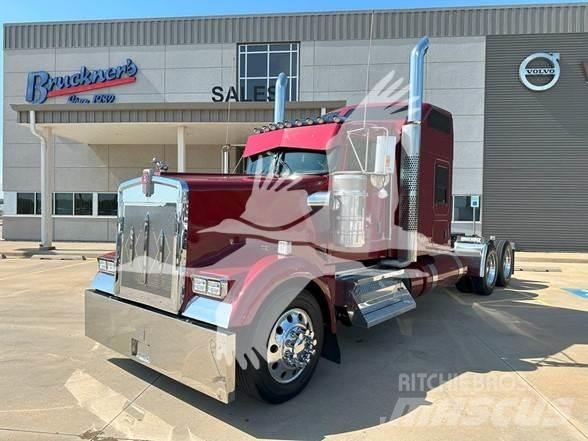 Kenworth W900L Tractores (camiões)