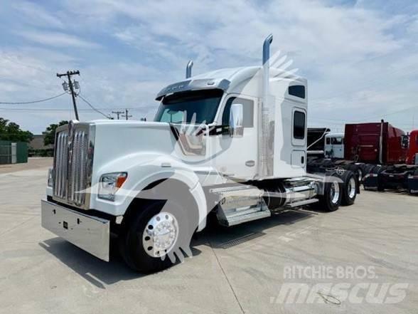 Kenworth W990 Tractores (camiões)