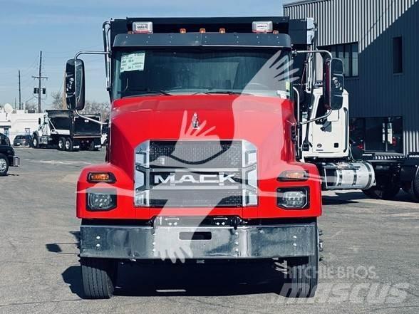 Mack MD6 Camiões basculantes