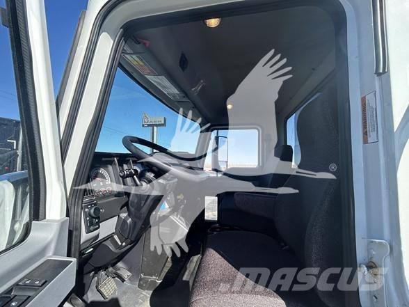 Mack MD6 Camiões basculantes