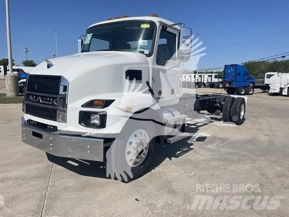 Mack MD6 Tractores (camiões)