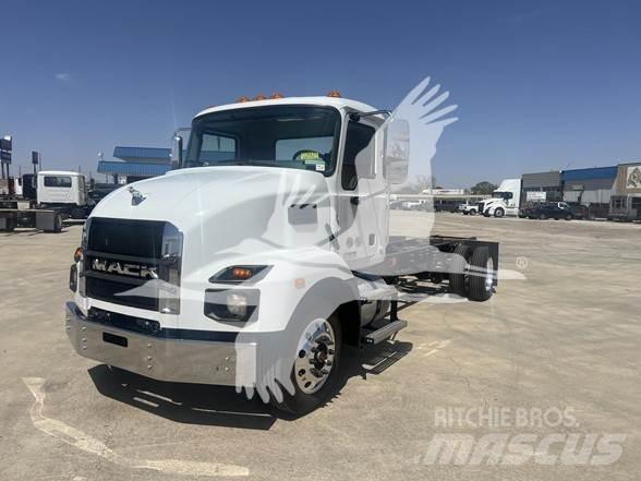 Mack MD6 Camiões de chassis e cabine