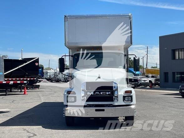 Mack MD6 Camiões de caixa fechada
