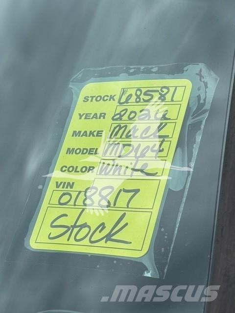 Mack MD6 Camiões basculantes