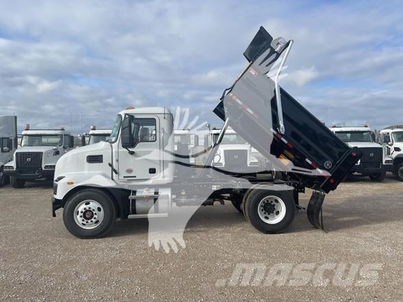 Mack MD7 Camiões basculantes
