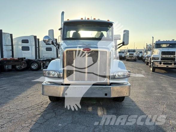 Peterbilt 567 Tractores (camiões)