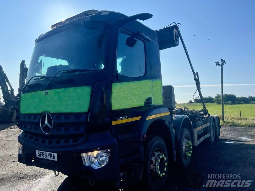 Mercedes-Benz 3240 Camiões Ampliroll